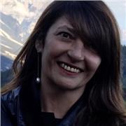 Avvocato offre lezione di diritto privato, processuale civile